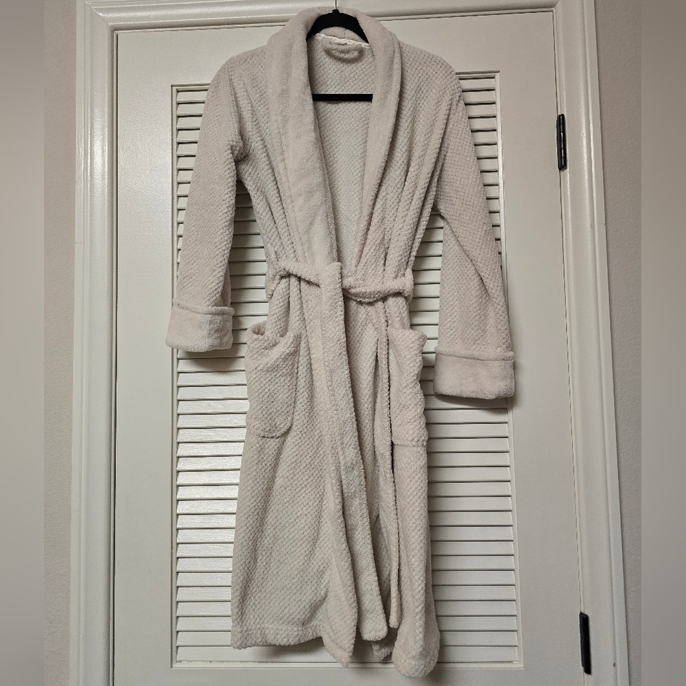 Ultra Beauty - Plush Bath Robe With Pockets